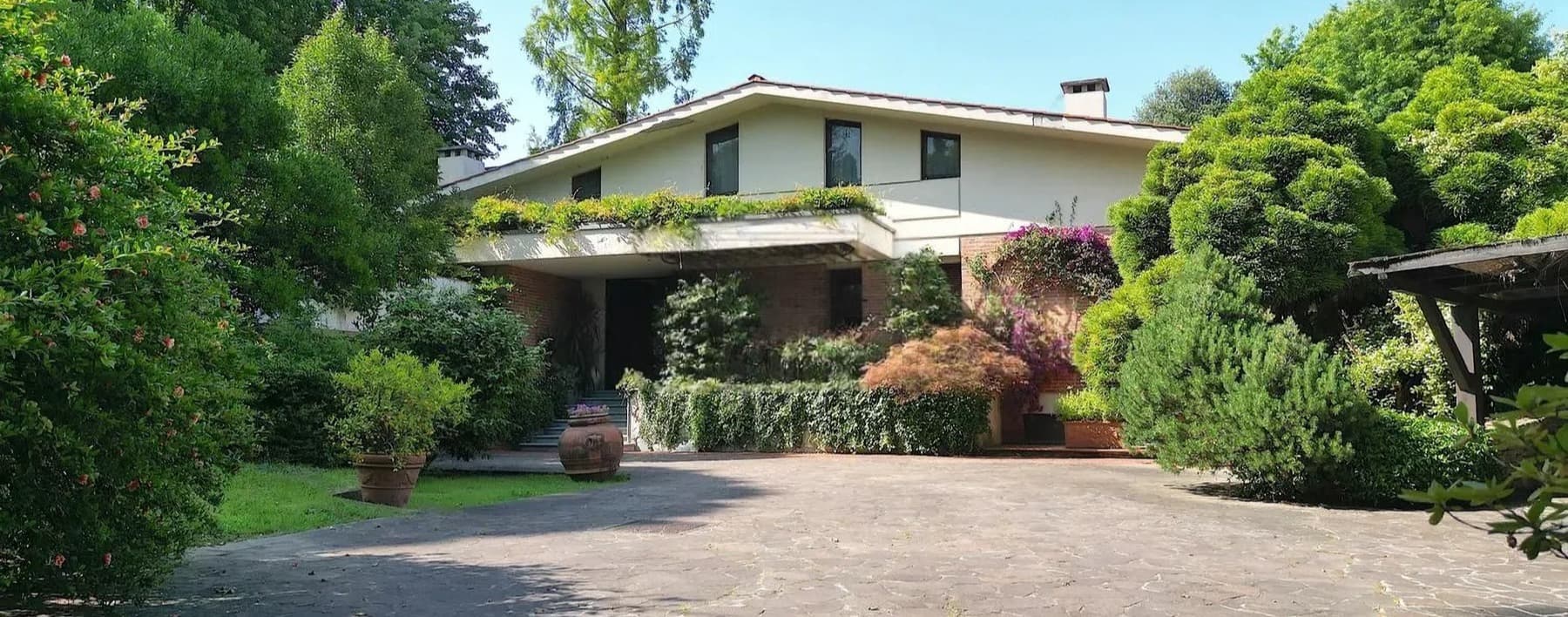 Spacious Villa in Lucca, Tuscany
