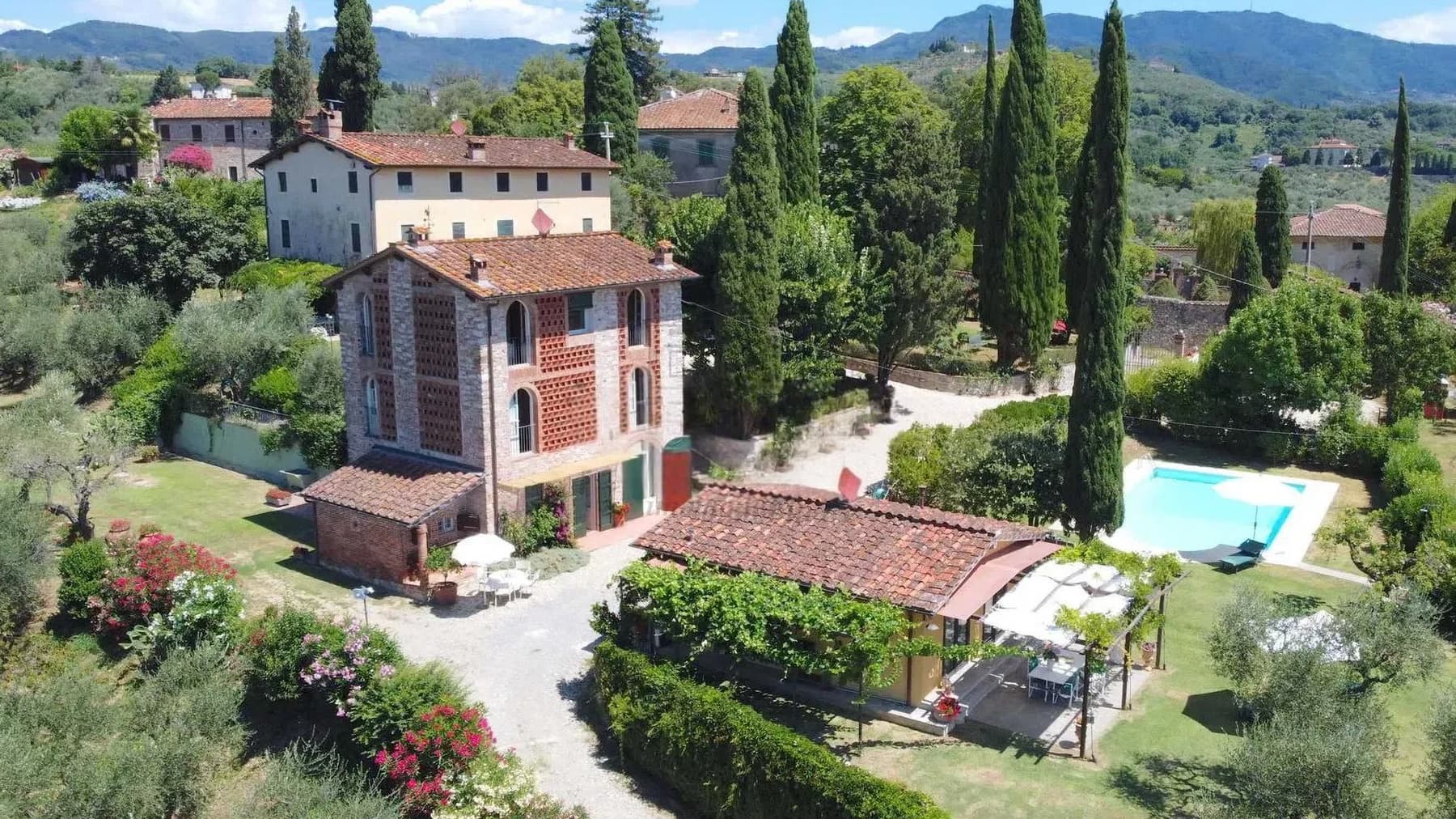 Charming Villa in Lucca, Tuscany
