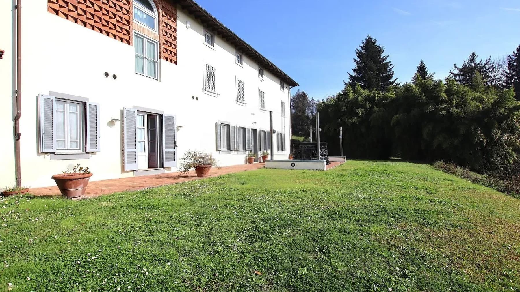 Rustic Country House in Lucca, Tuscany