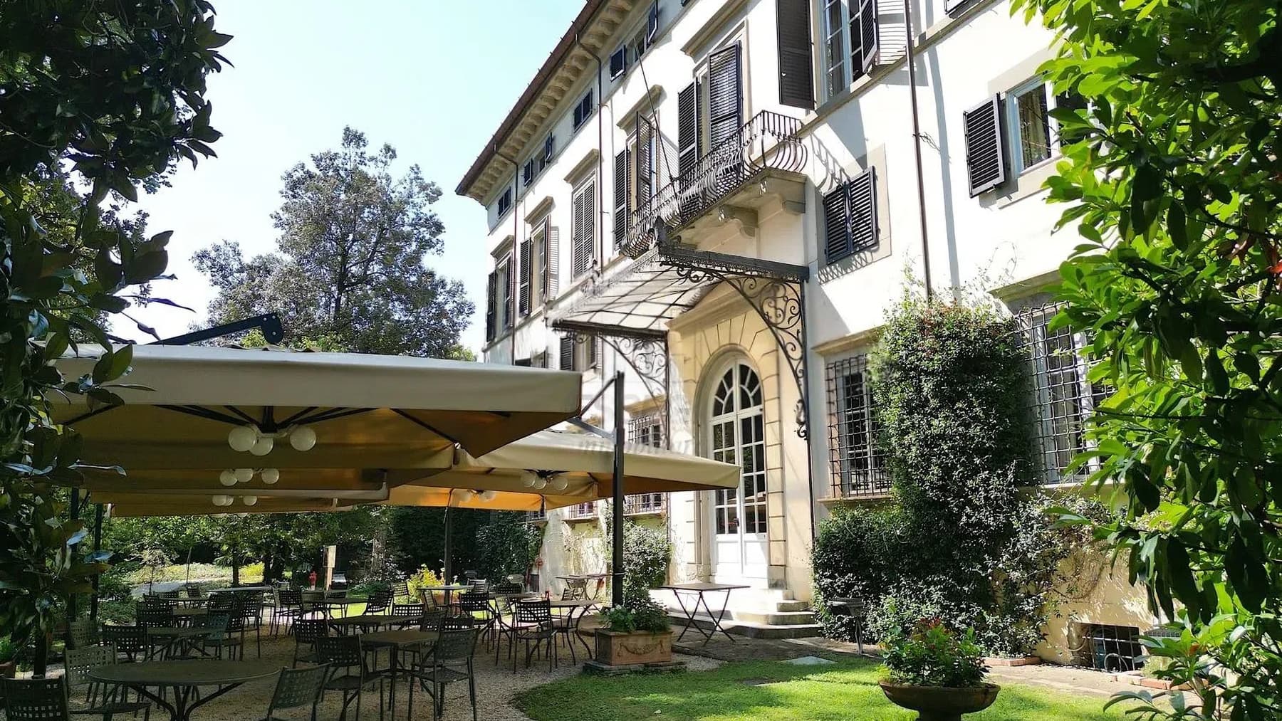Charming Villa in Lucca, Tuscany
