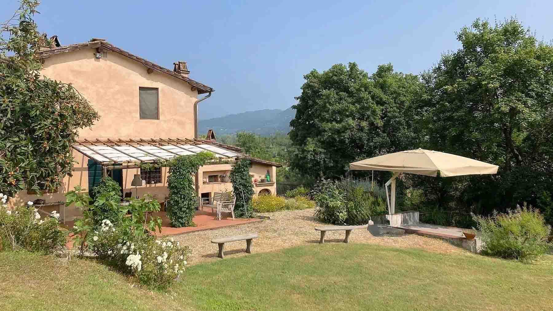 Rustic Country House in Charming Lucca, Tuscany