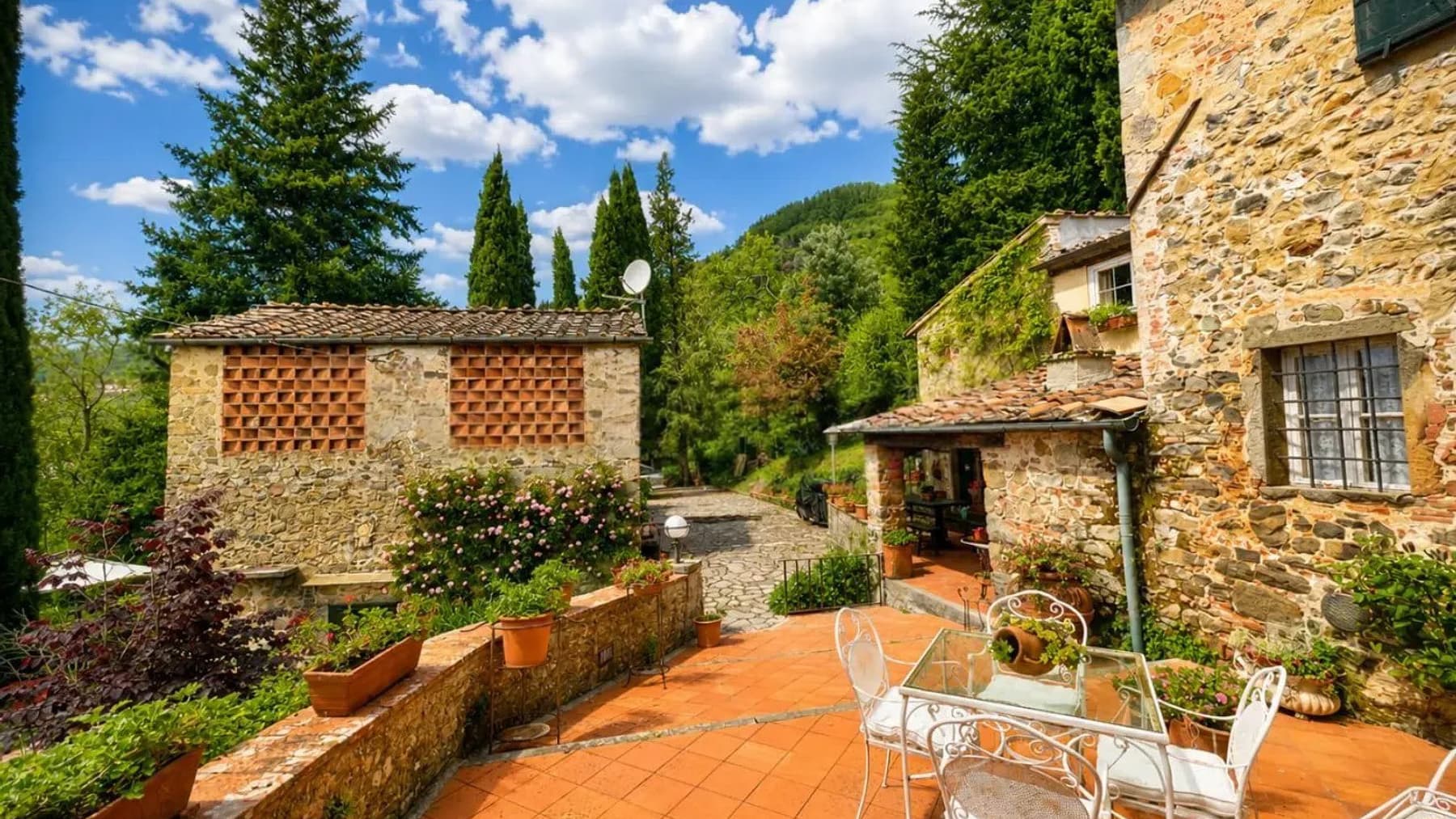 Charming Rustic House in Capannori, Tuscany