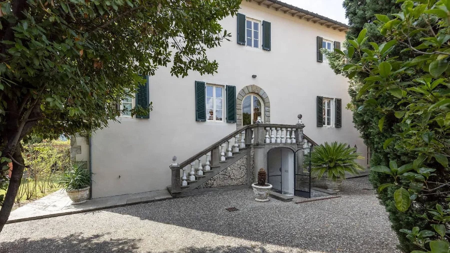 Charming Villa in San Quirico di Moriano, Tuscany