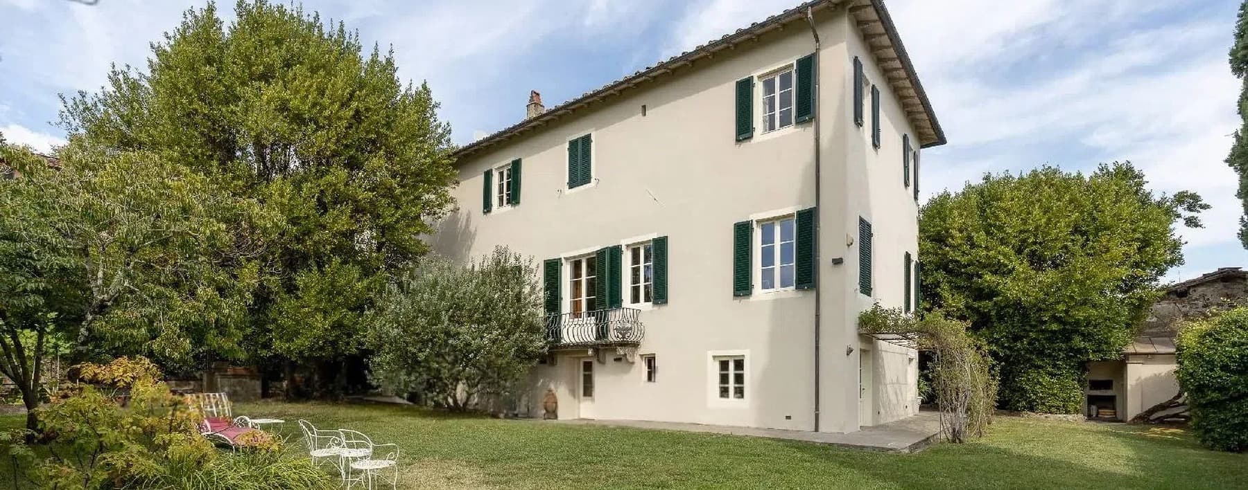 Charming Villa in San Quirico di Moriano, Tuscany