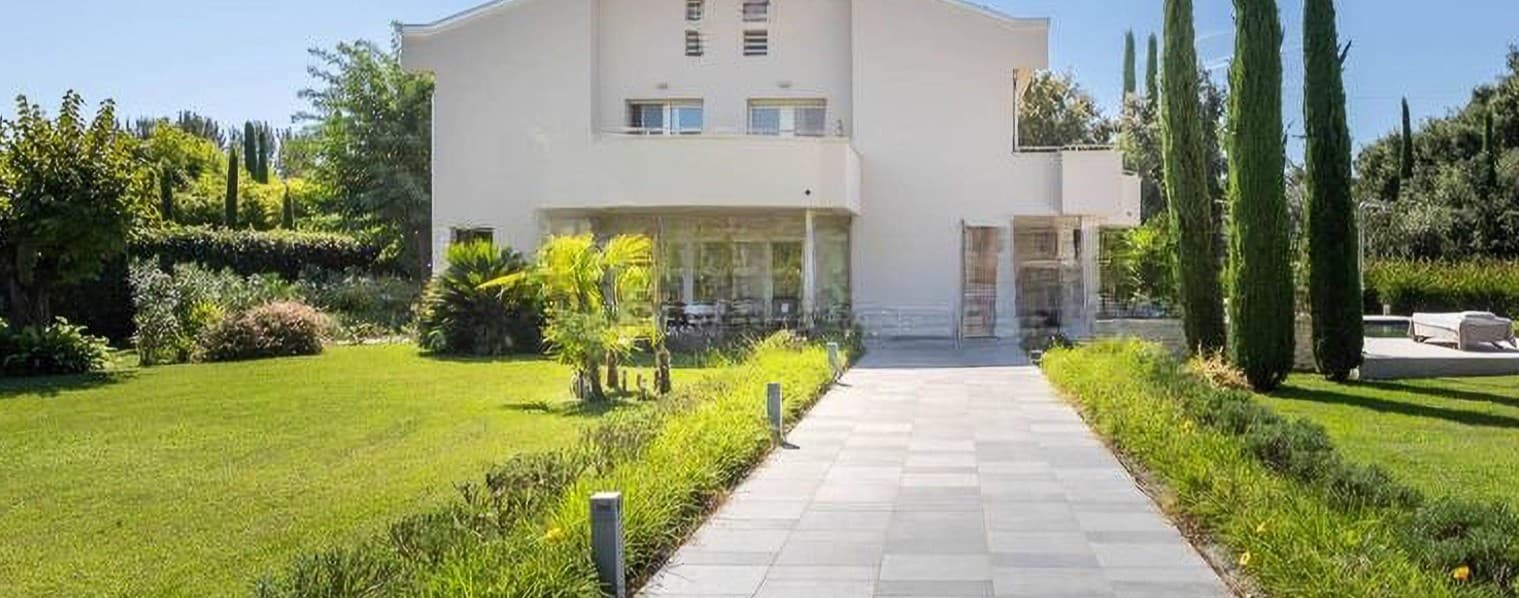 Charming Villa in Querceta, Tuscany