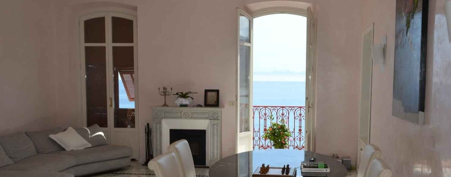 Appartamento elegante a Ospedaletti, vista mare