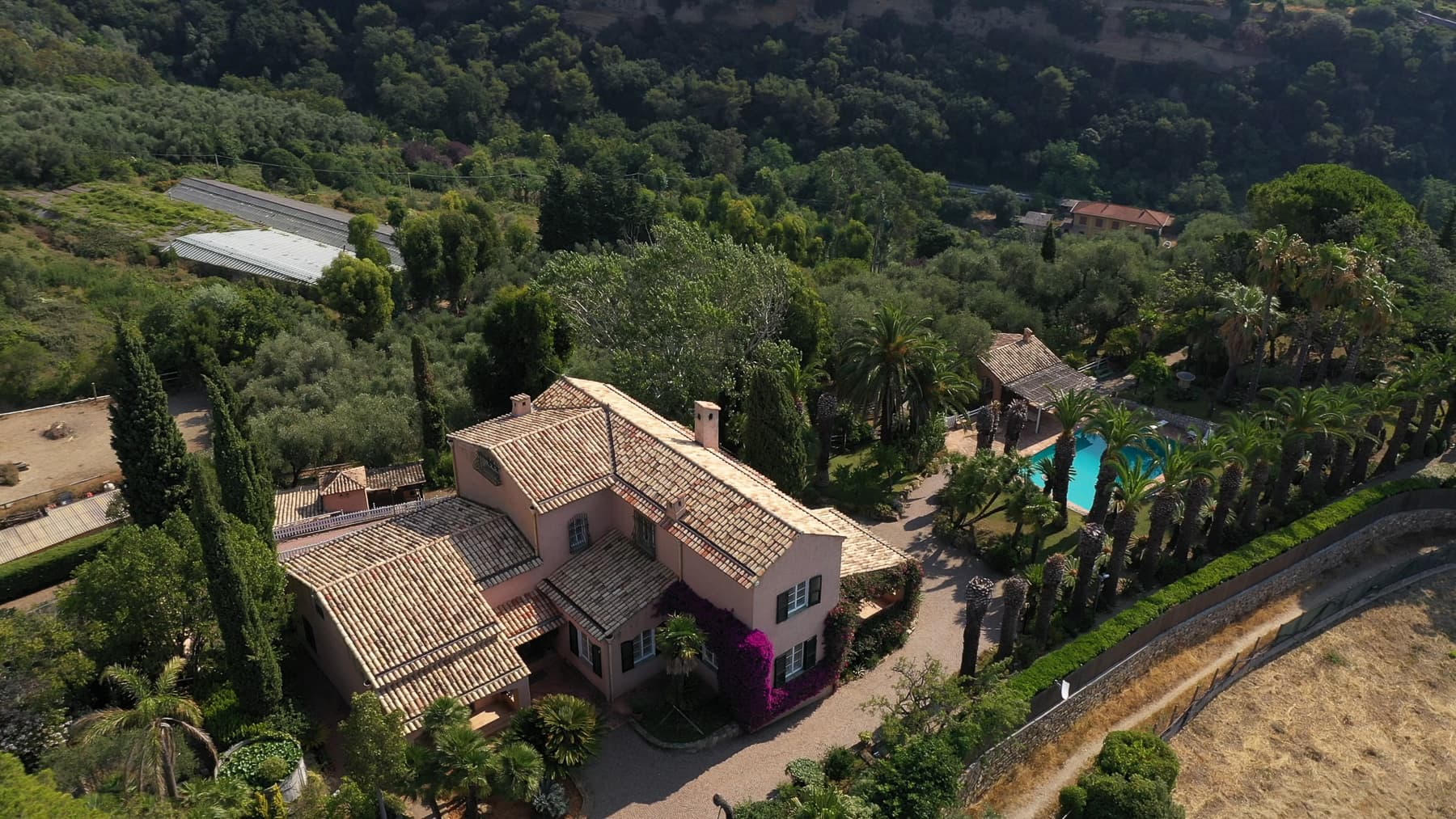 Villa panoramica con parco a Sanremo
