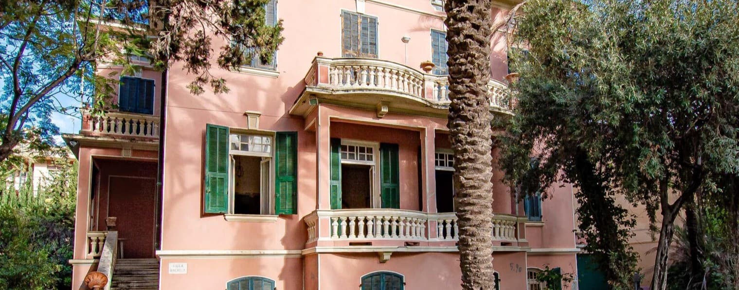 Villa da ristrutturare nel cuore di Bordighera