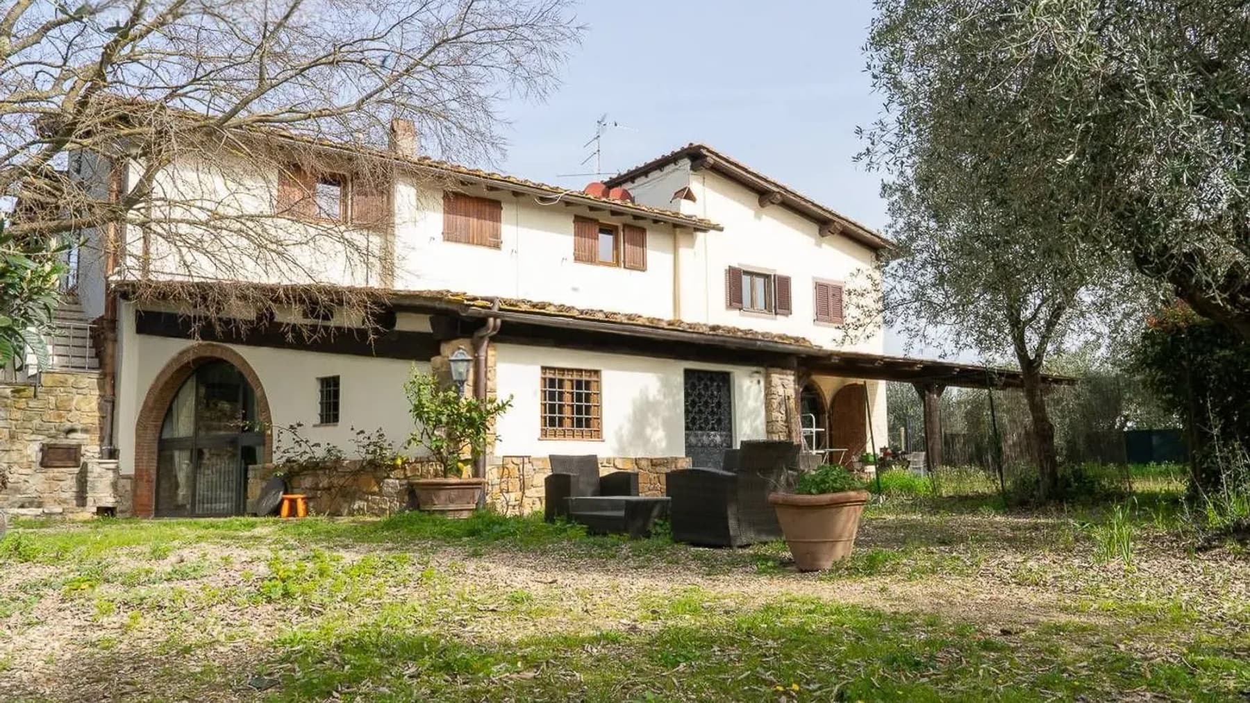 Charming Villa in Mezzomonte, Tuscany