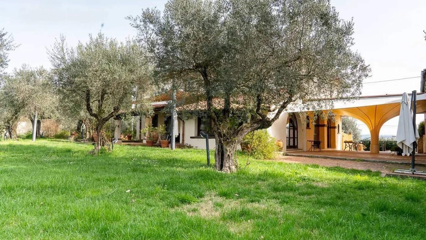 Charming Villa in Mezzomonte, Tuscany