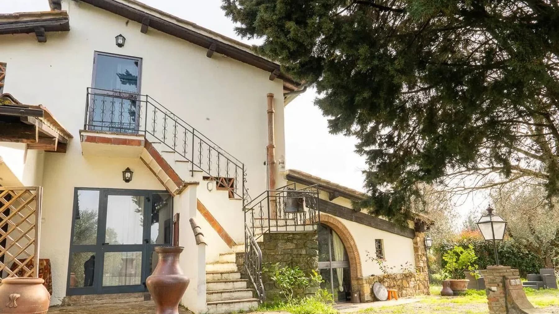 Charming Villa in Mezzomonte, Tuscany