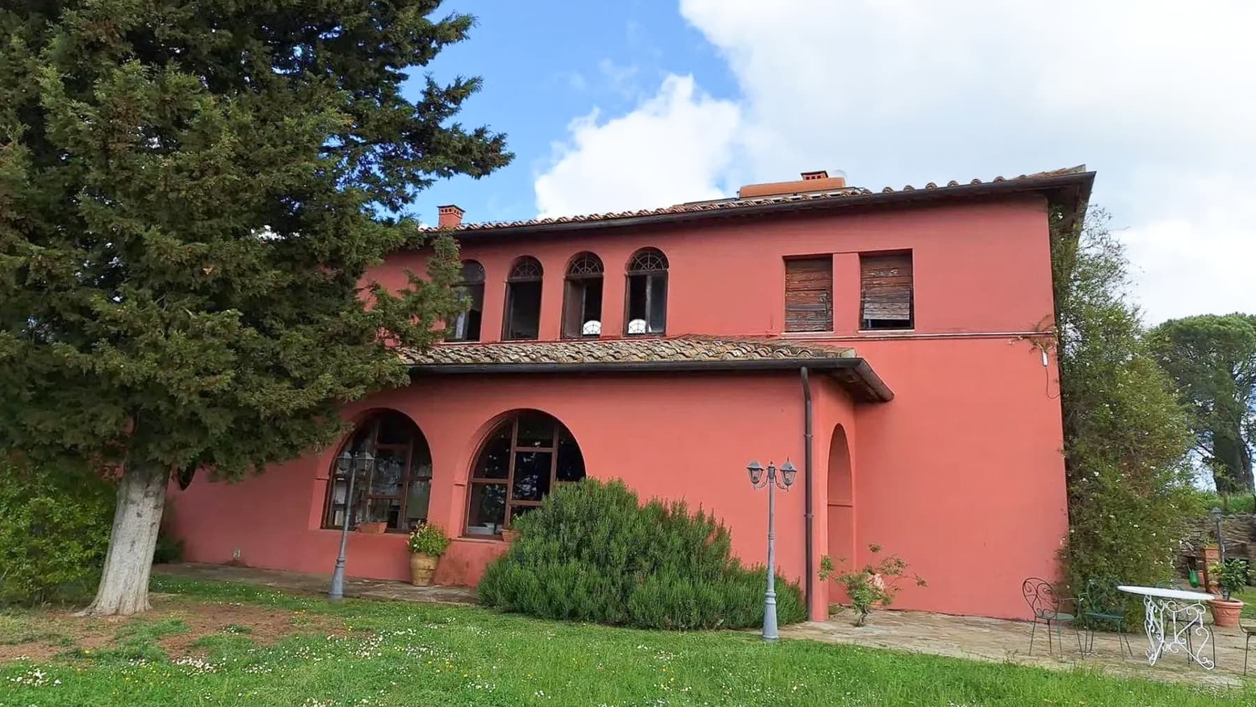 Villa con Piscina a Monte San Savino, Toscana