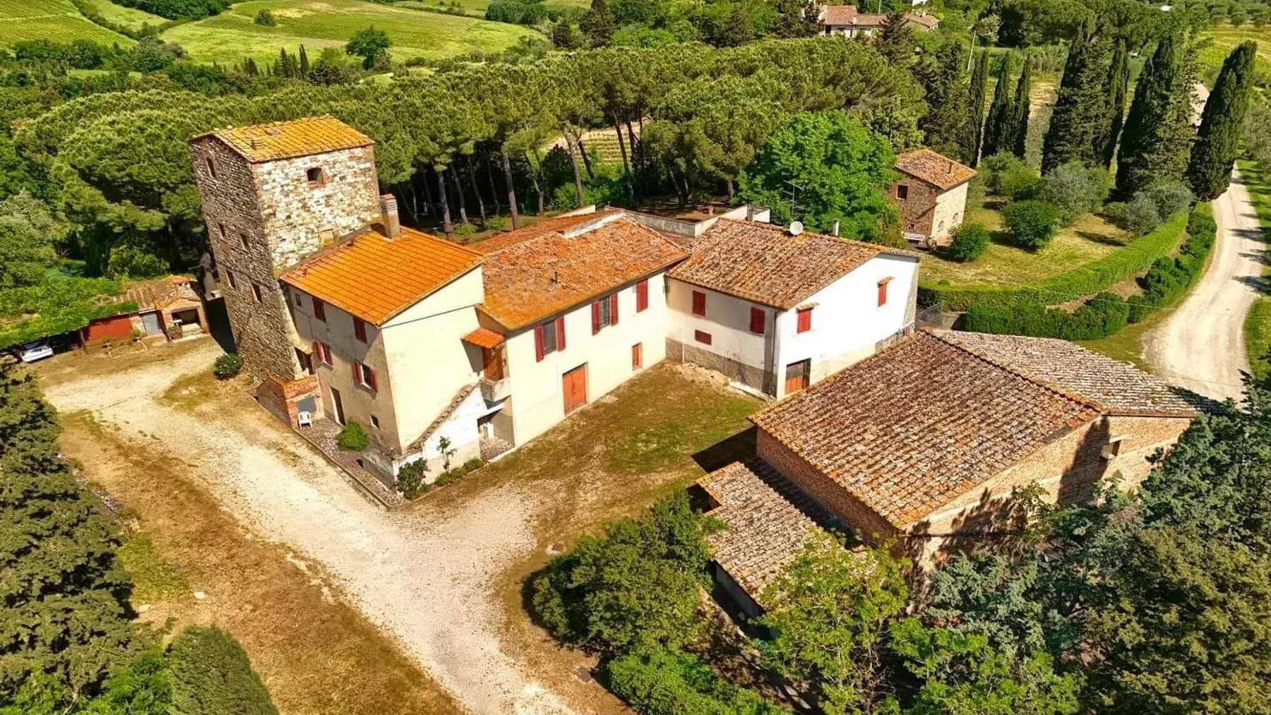Azienda Agricola a Gambassi Terme, Toscana, 52 ettari