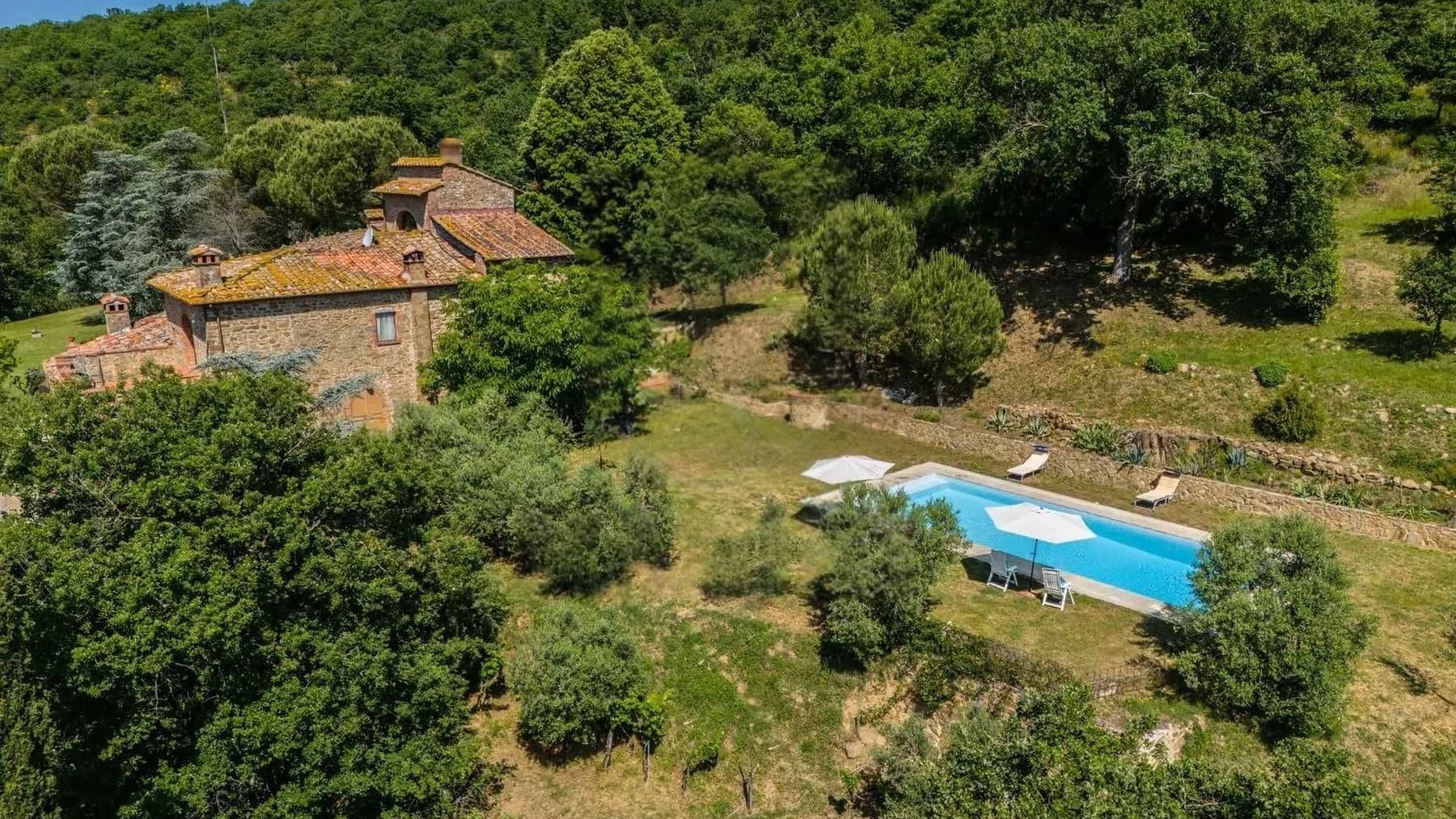 Casale storico in Toscana, tra Siena e Val d'Orcia