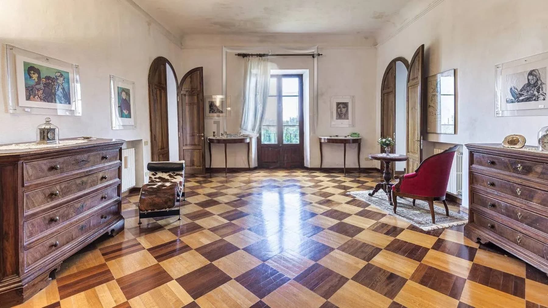 Villa Nobiliare del XVIII Secolo a Siena, Toscana