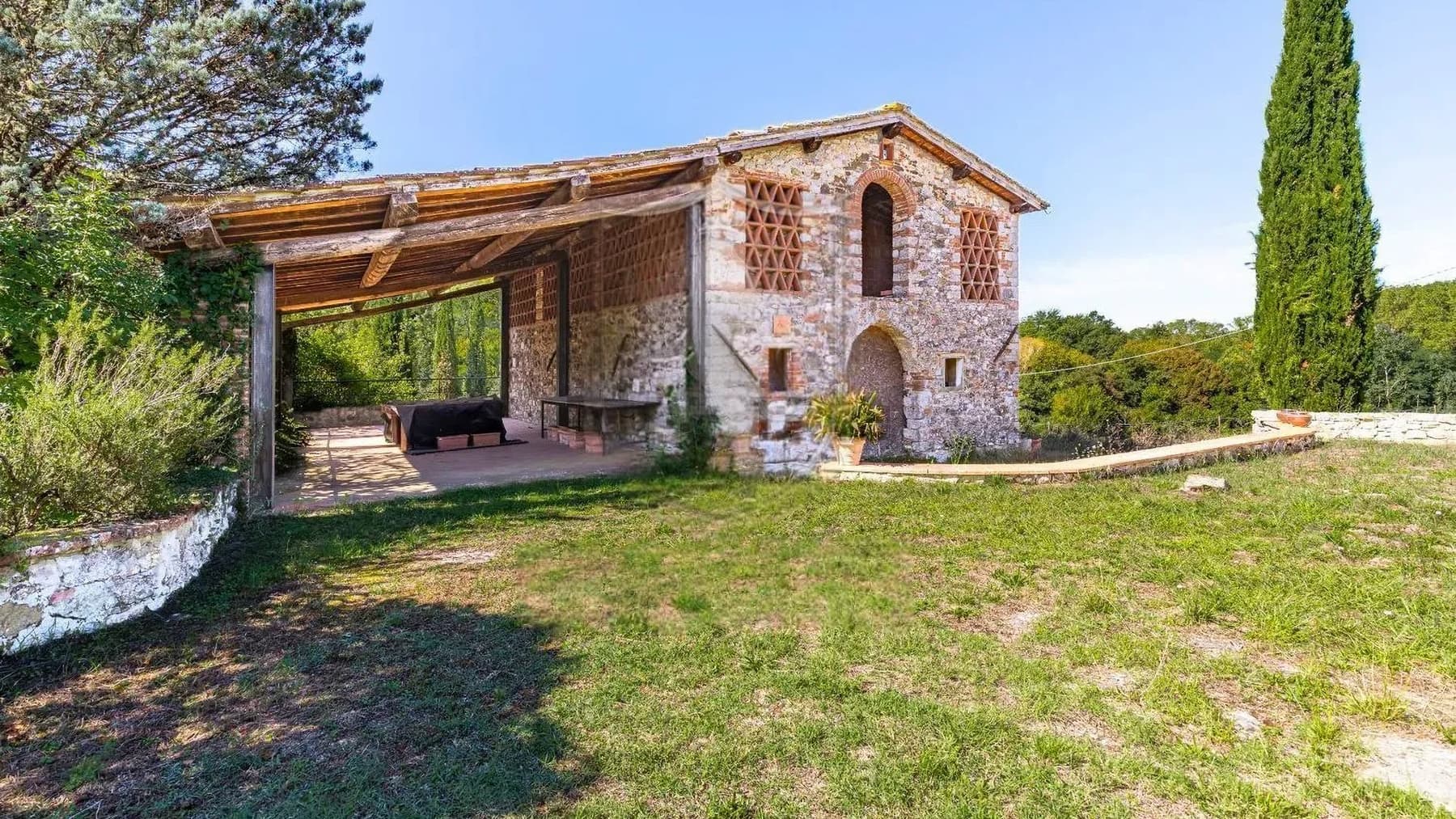 Villa restaurata nel cuore del Chianti, Gaiole