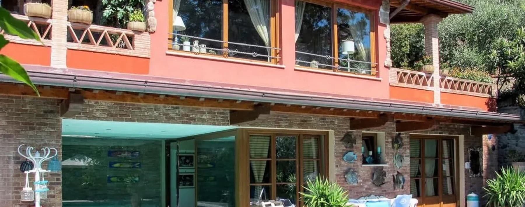 Villa con Giardino e Piscina a Corsanico, Toscana
