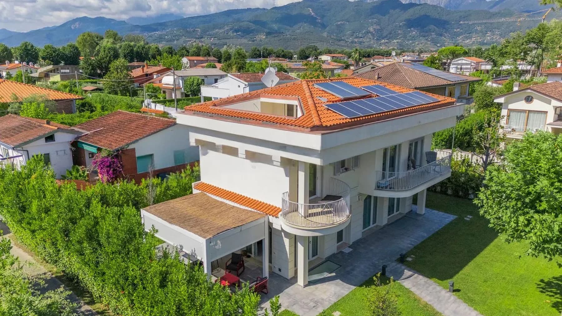 Villa moderna nel cuore di Forte dei Marmi, Toscana