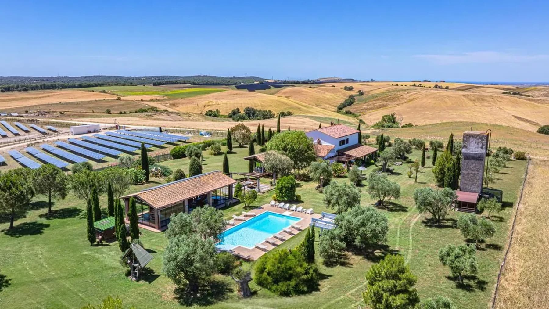 Villa con Piscina e Vista Panoramica, Montalto di Castro
