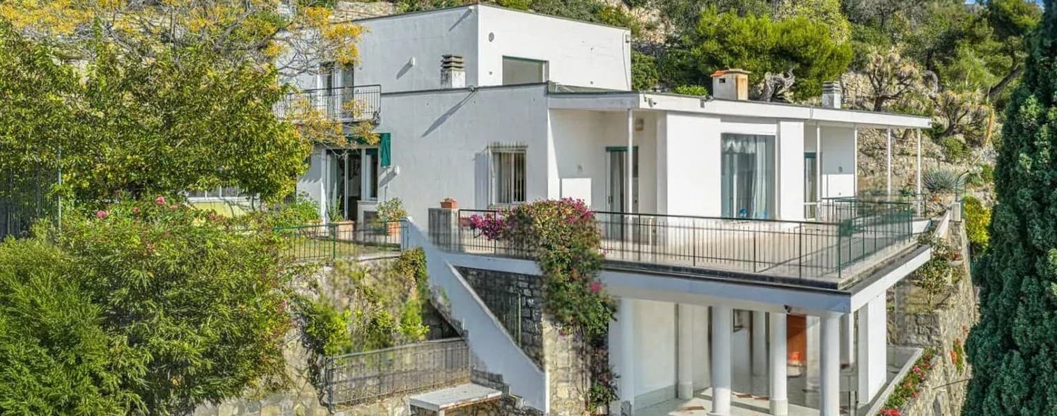 Villa lussuosa con vista mare a Ospedaletti