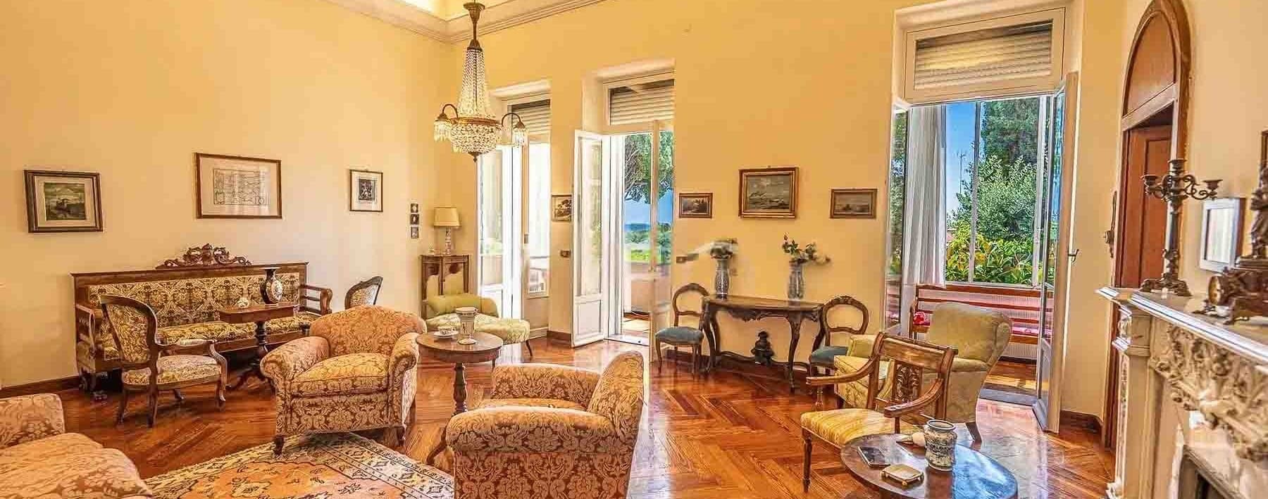 Appartamento di lusso con giardino a Sanremo