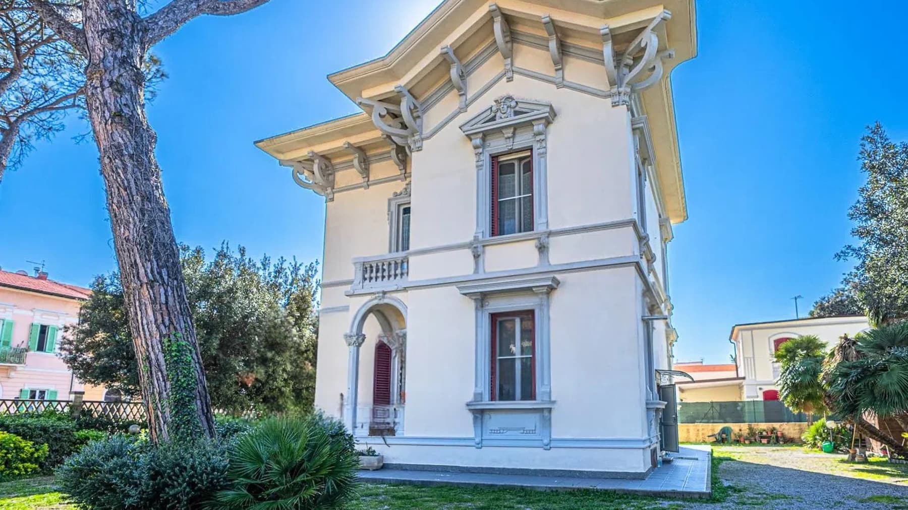 Villa in Marina di Pisa, Tuscany