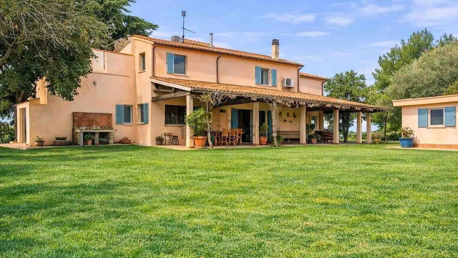 Appartamento con vista panoramica a Capalbio, Toscana