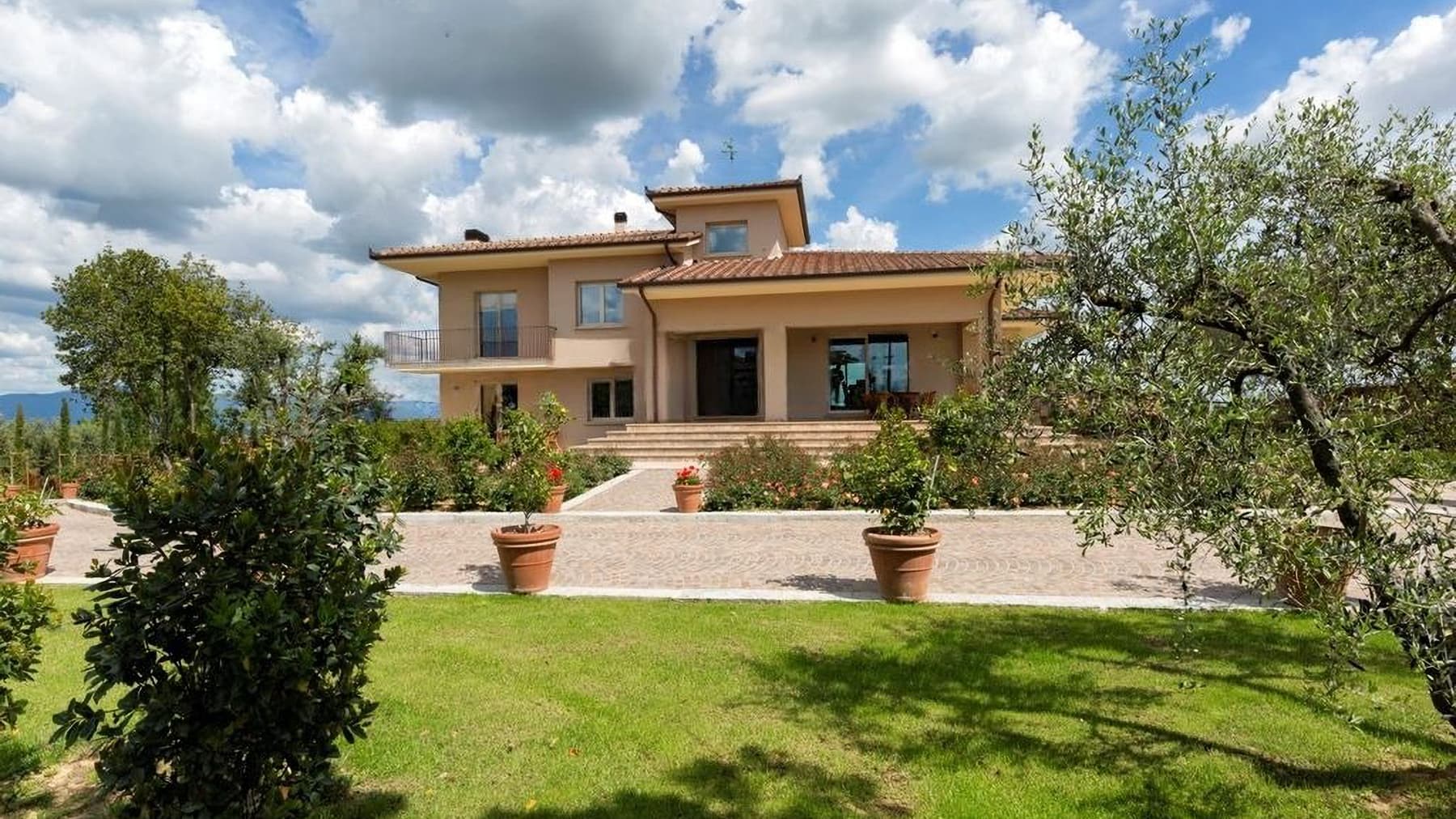 Charming Villa in Foiano della Chiana, Tuscany