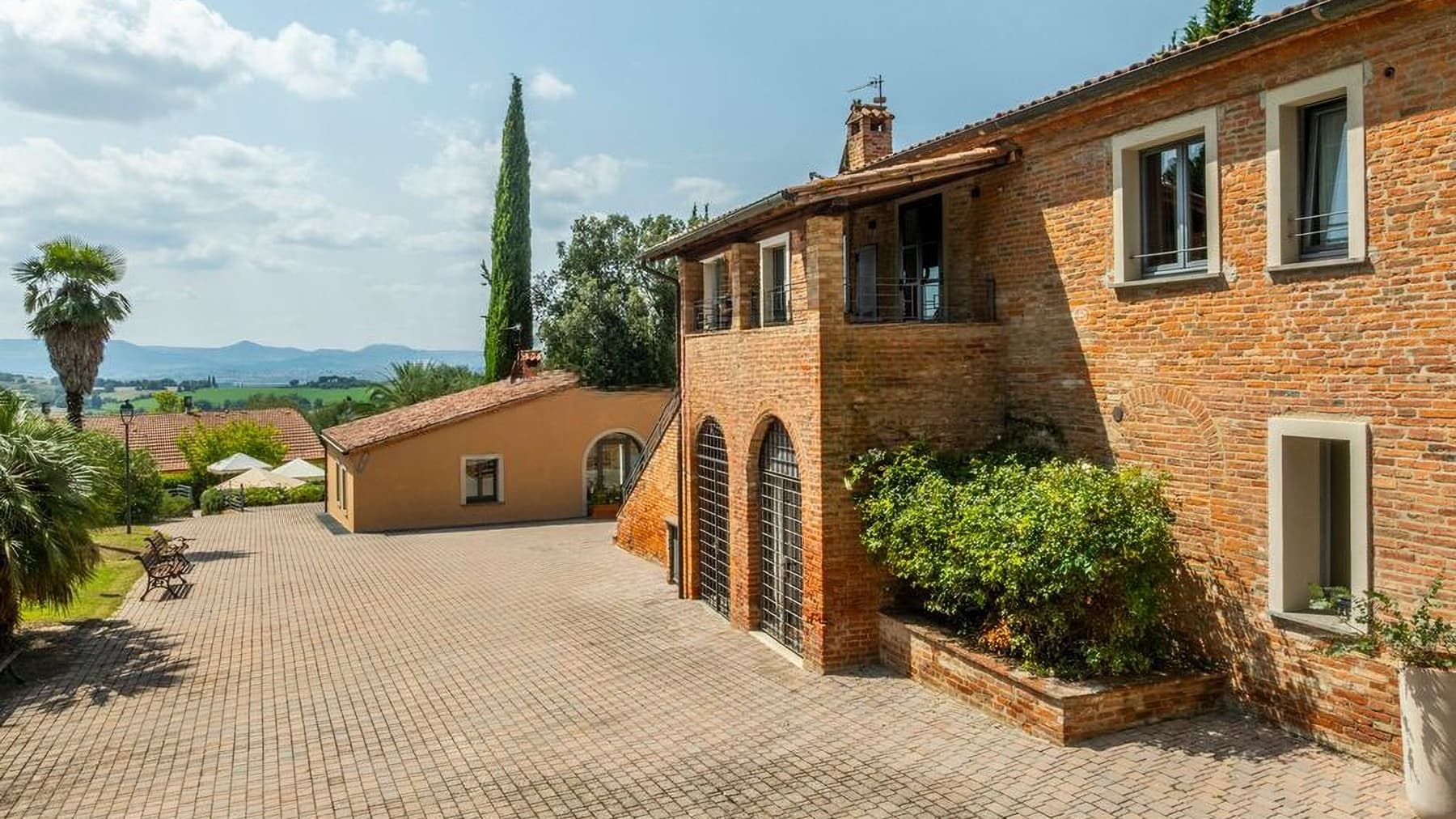 Charming Farm in Castiglione del Lago, Umbria