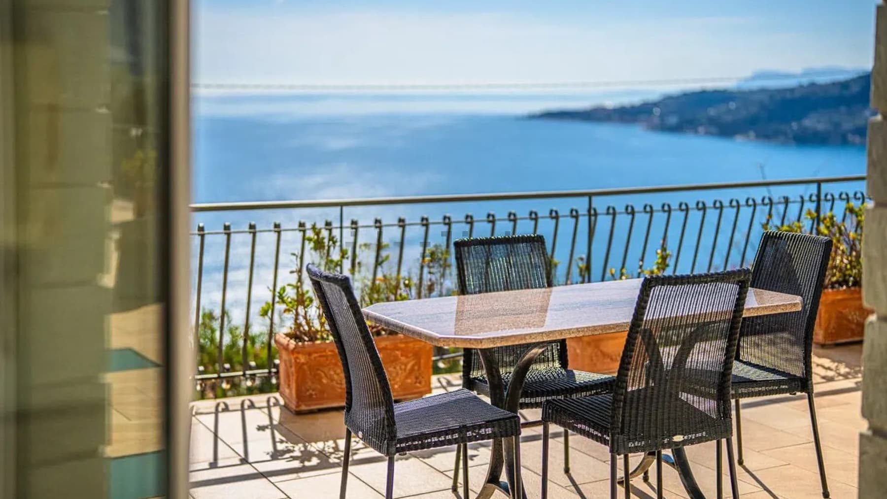 Charming Villa in Ospedaletti, Liguria