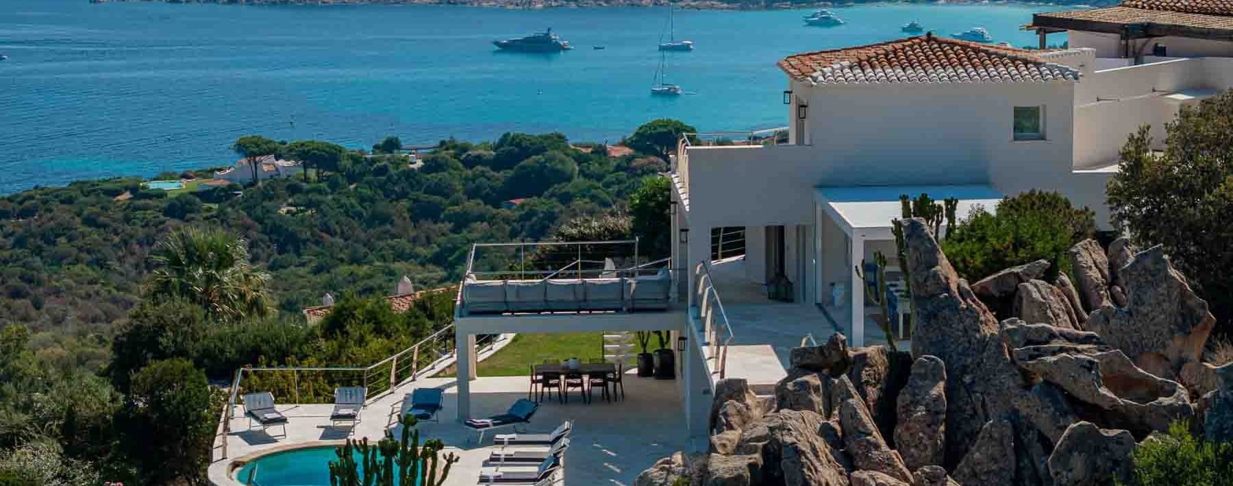 Villa elegante ad Arzachena, vista mare Porto Cervo