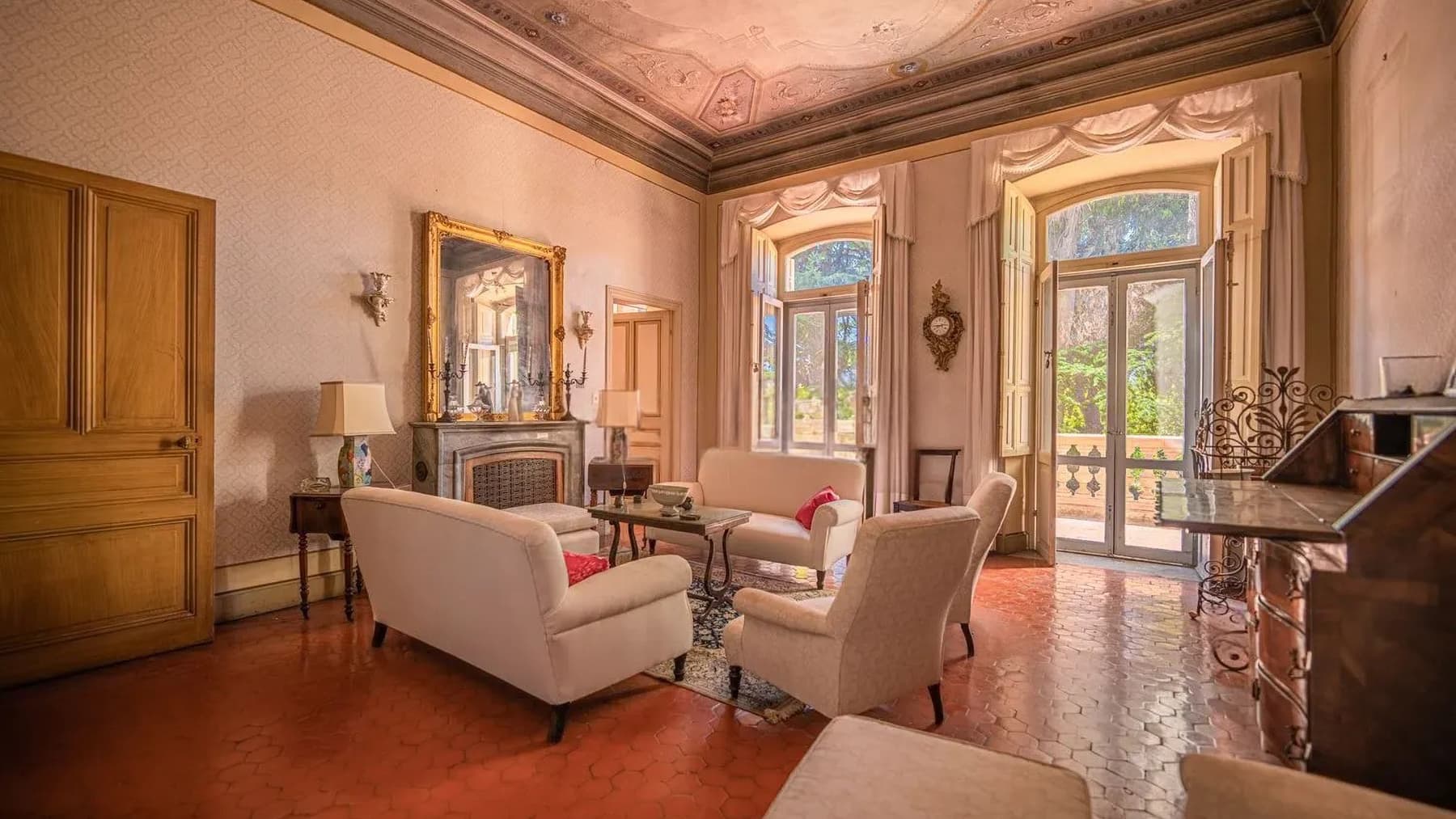 Charming Villa in Arma di Taggia, Liguria