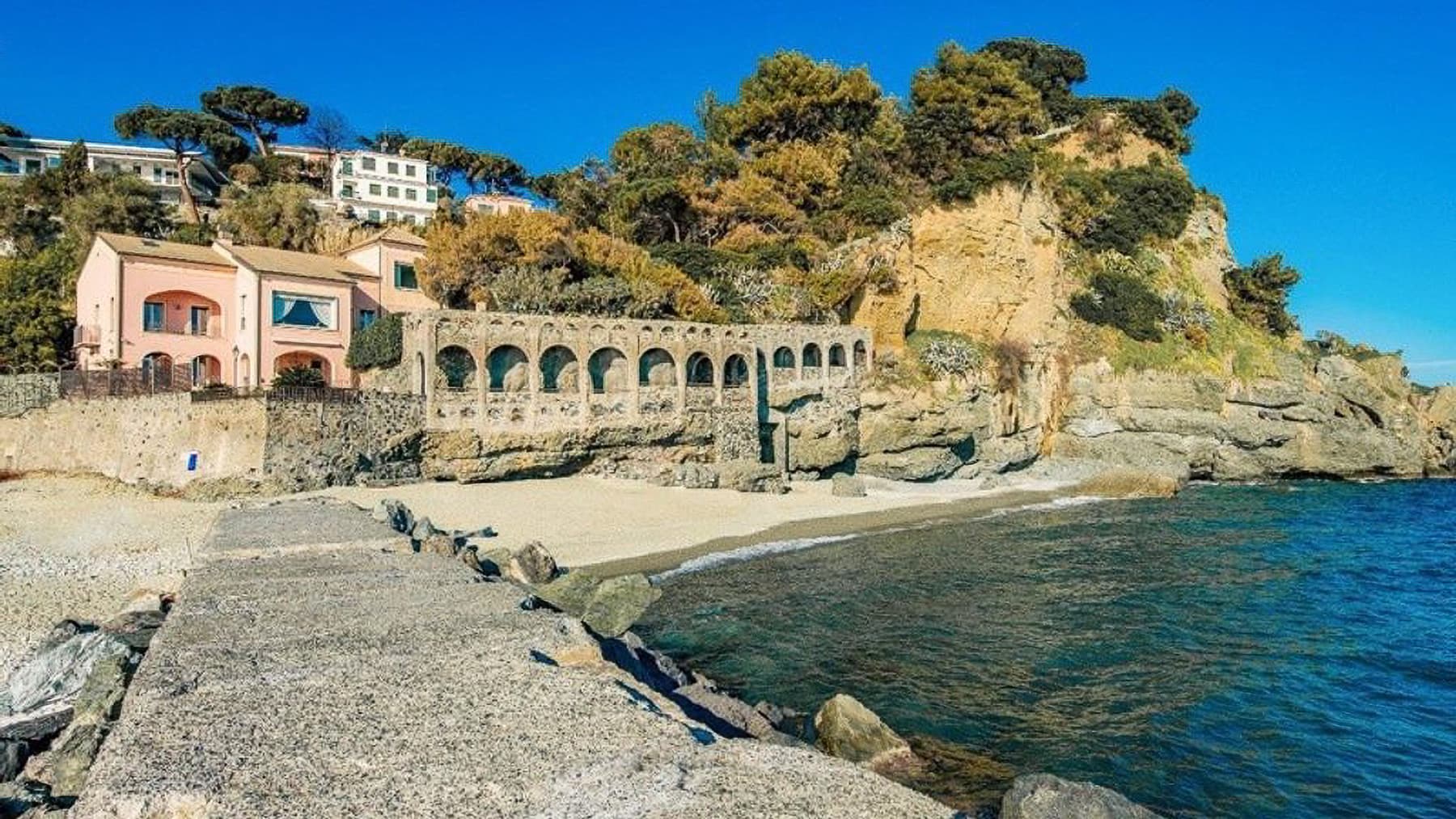 Elegant Villa in Albisola Superiore, Liguria