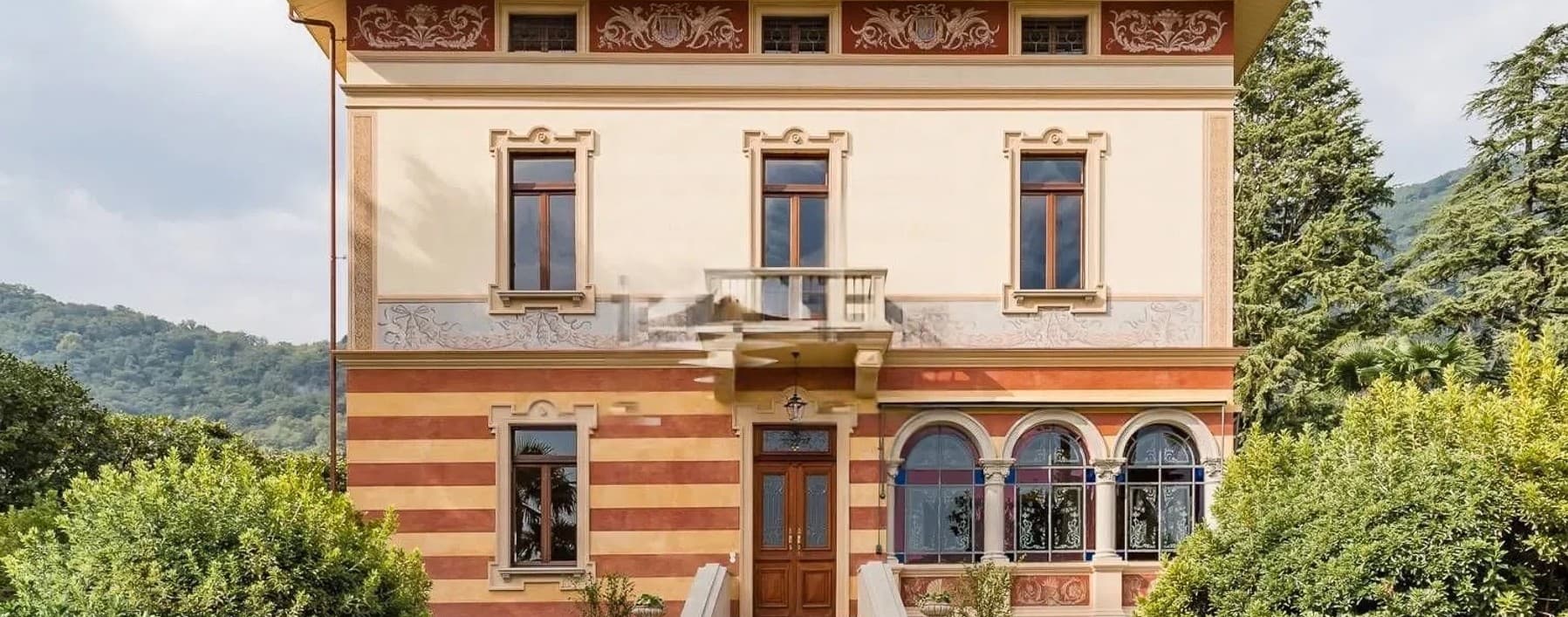 Villa storica sul Lago Maggiore a Cannero Riviera