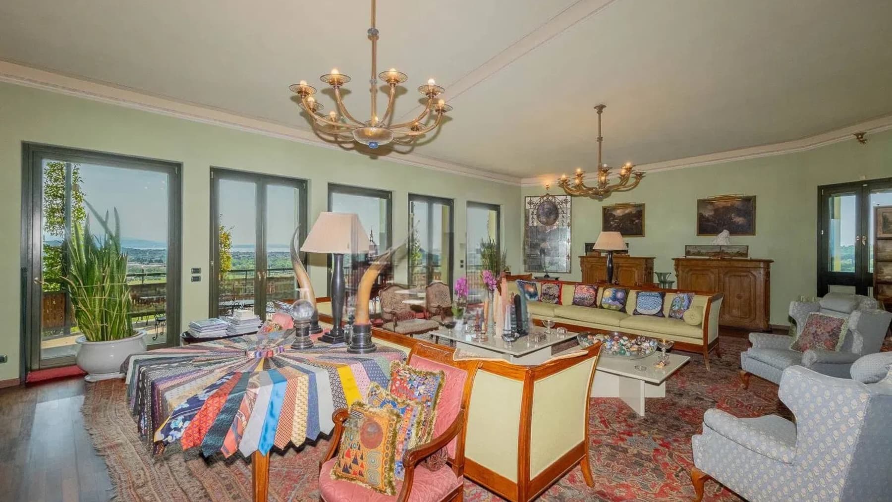 Charming Villa in Picedo, Lombardia