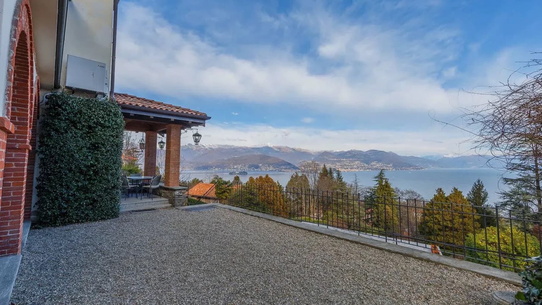 Villa storica a Stresa con vista Lago Maggiore