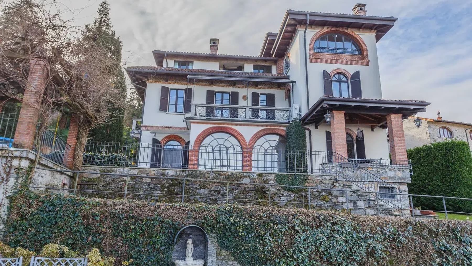Villa storica a Stresa con vista Lago Maggiore