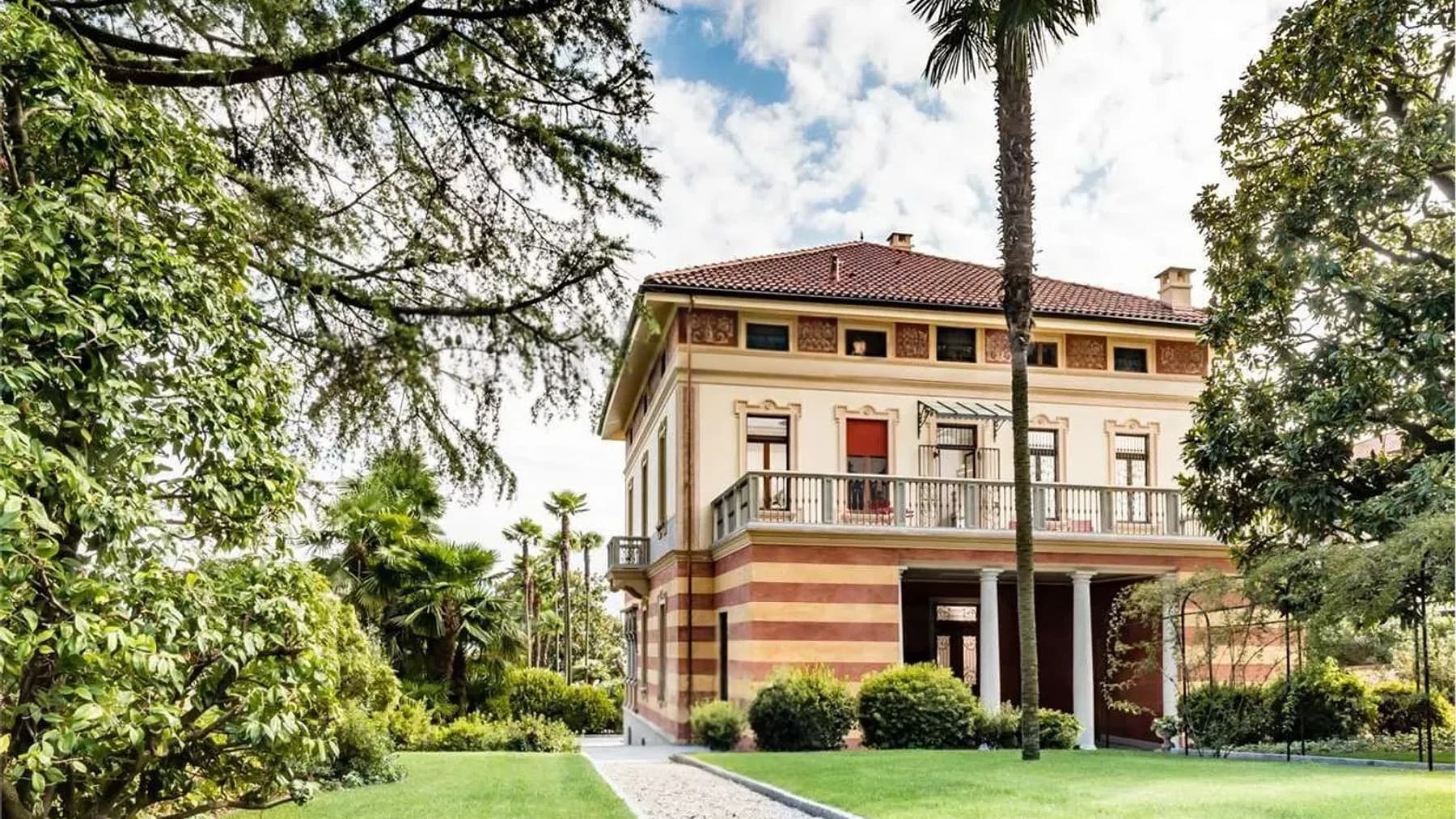 Villa Overlooking Lago Maggiore, Cannero Riviera