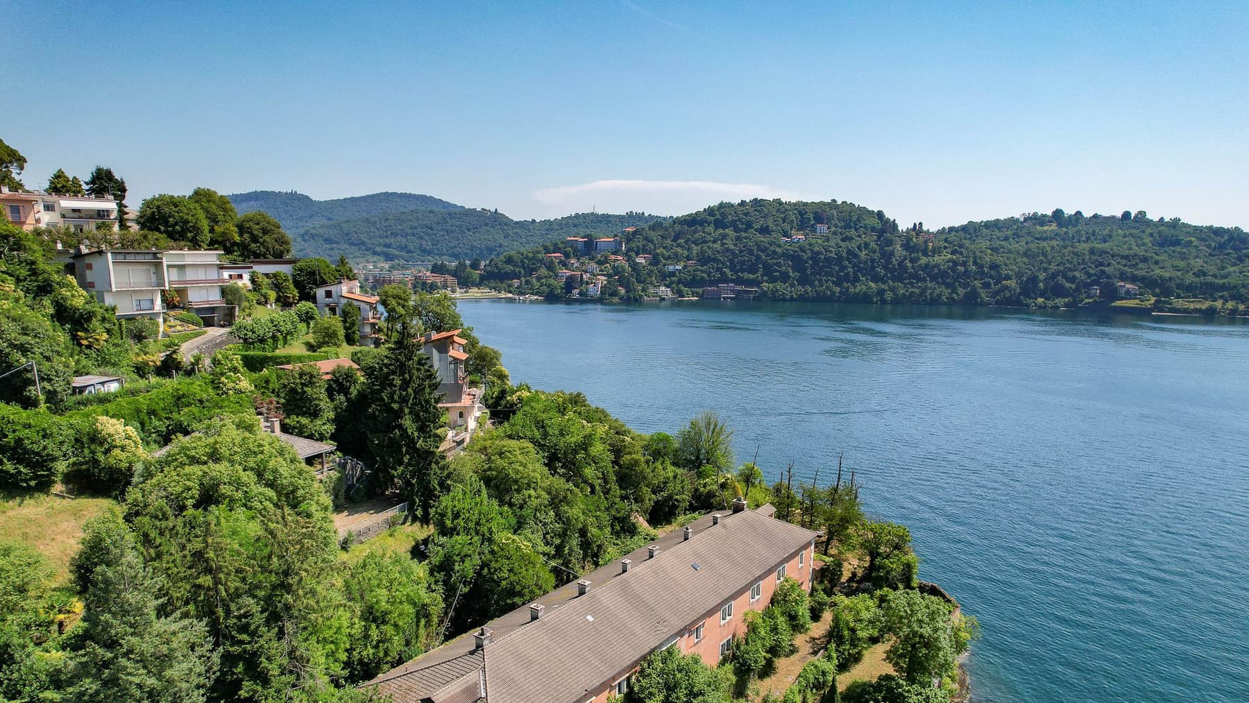 Villa esclusiva a Laveno-Mombello, Lago Maggiore