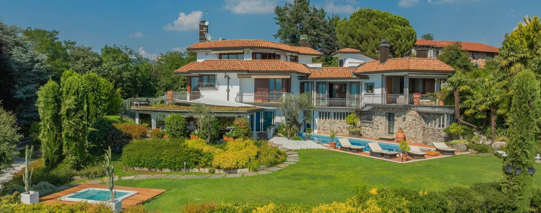 Charming Villa in Besozzo, Lombardy