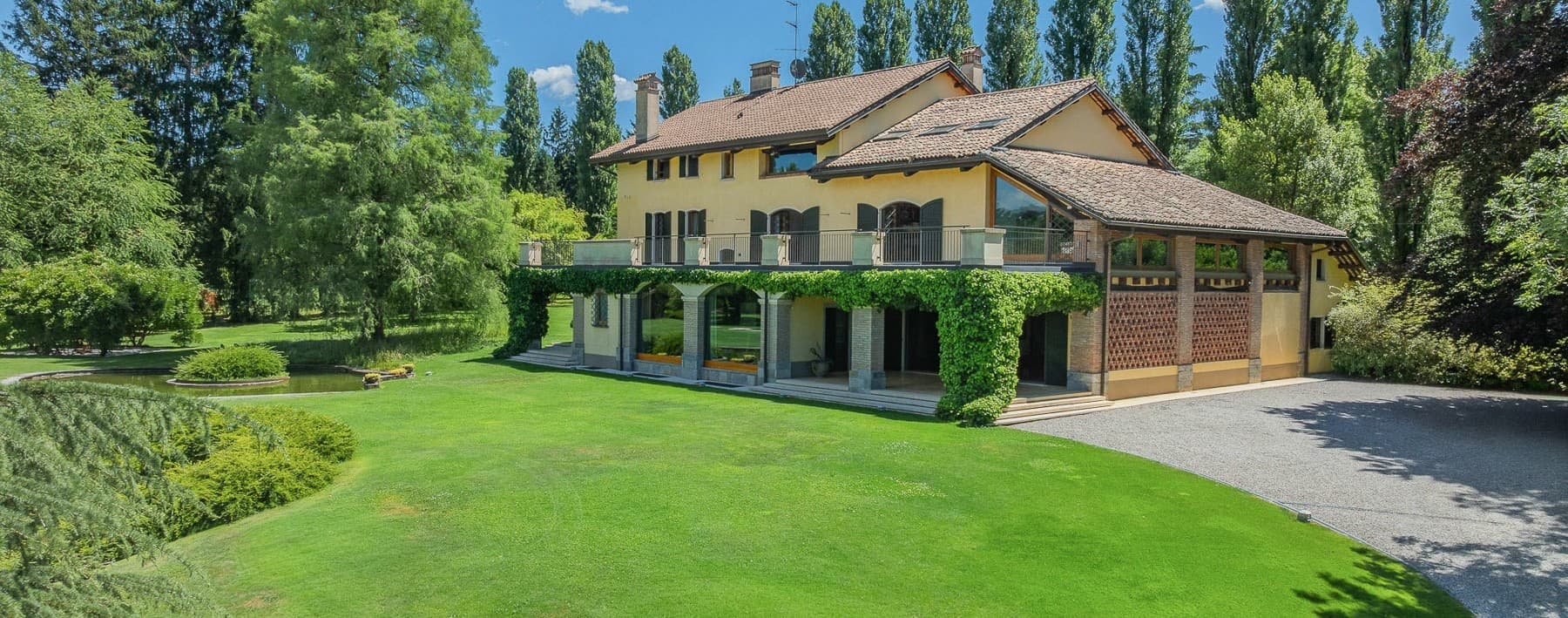 Villa storica immersa nel verde a Varese