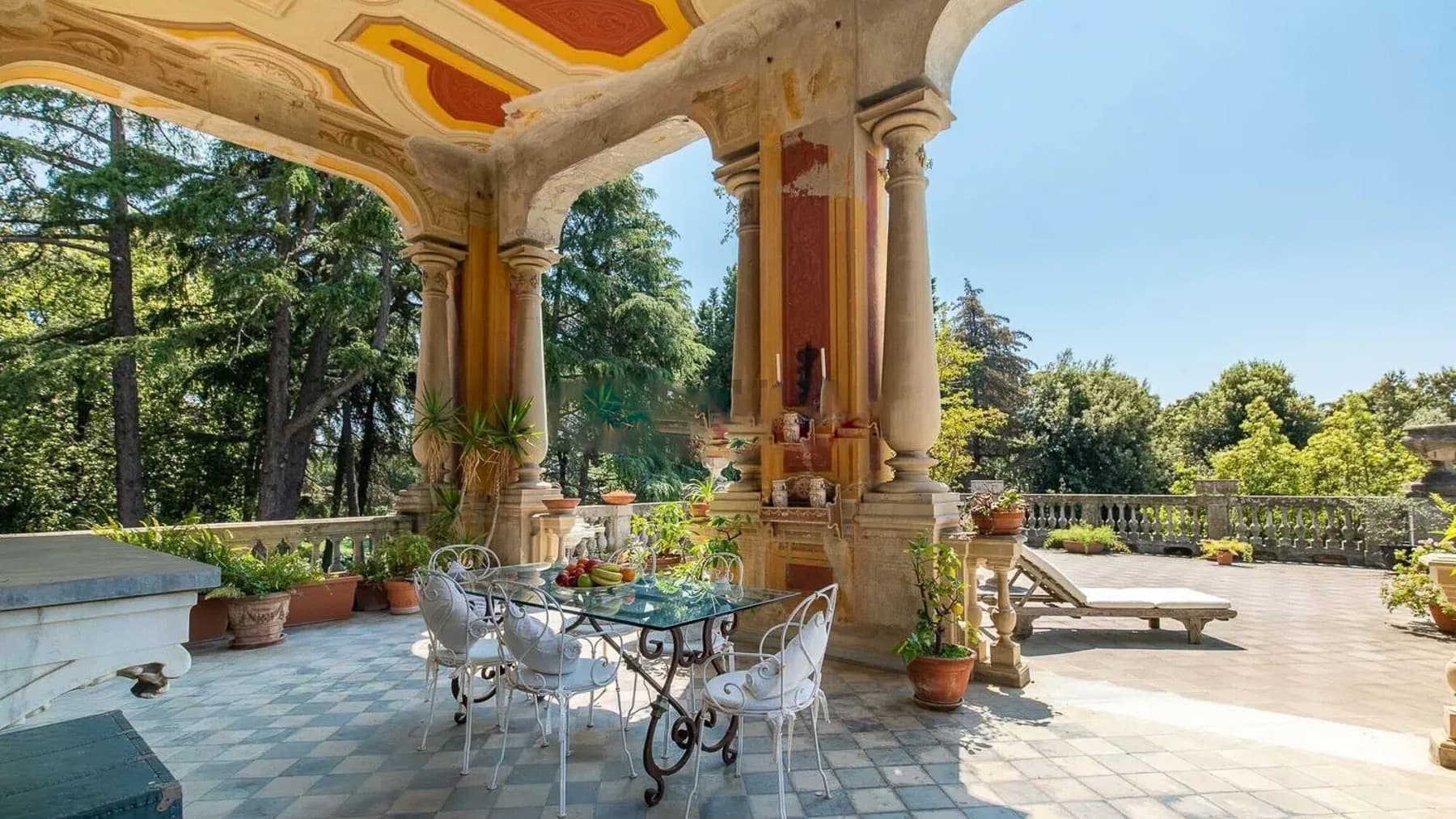Appartamento nobiliare a Genova con terrazza e charme