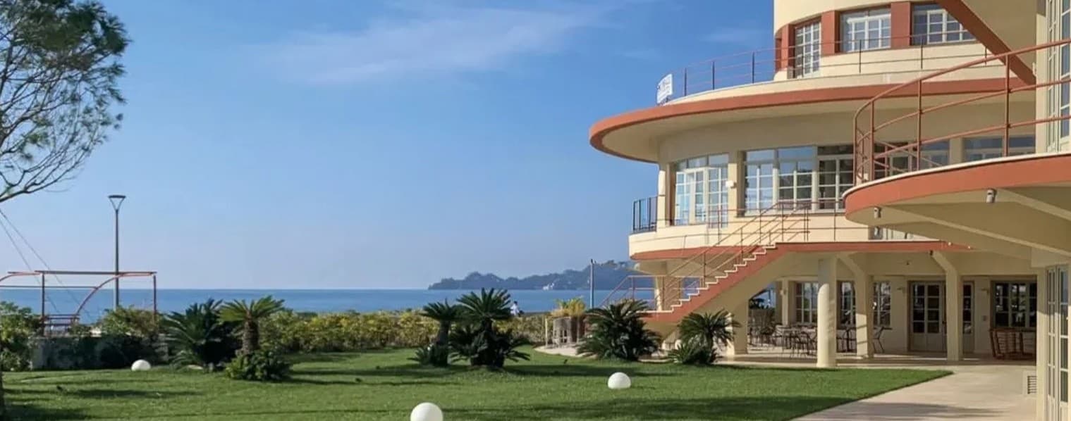 Appartamento di lusso fronte mare a Chiavari