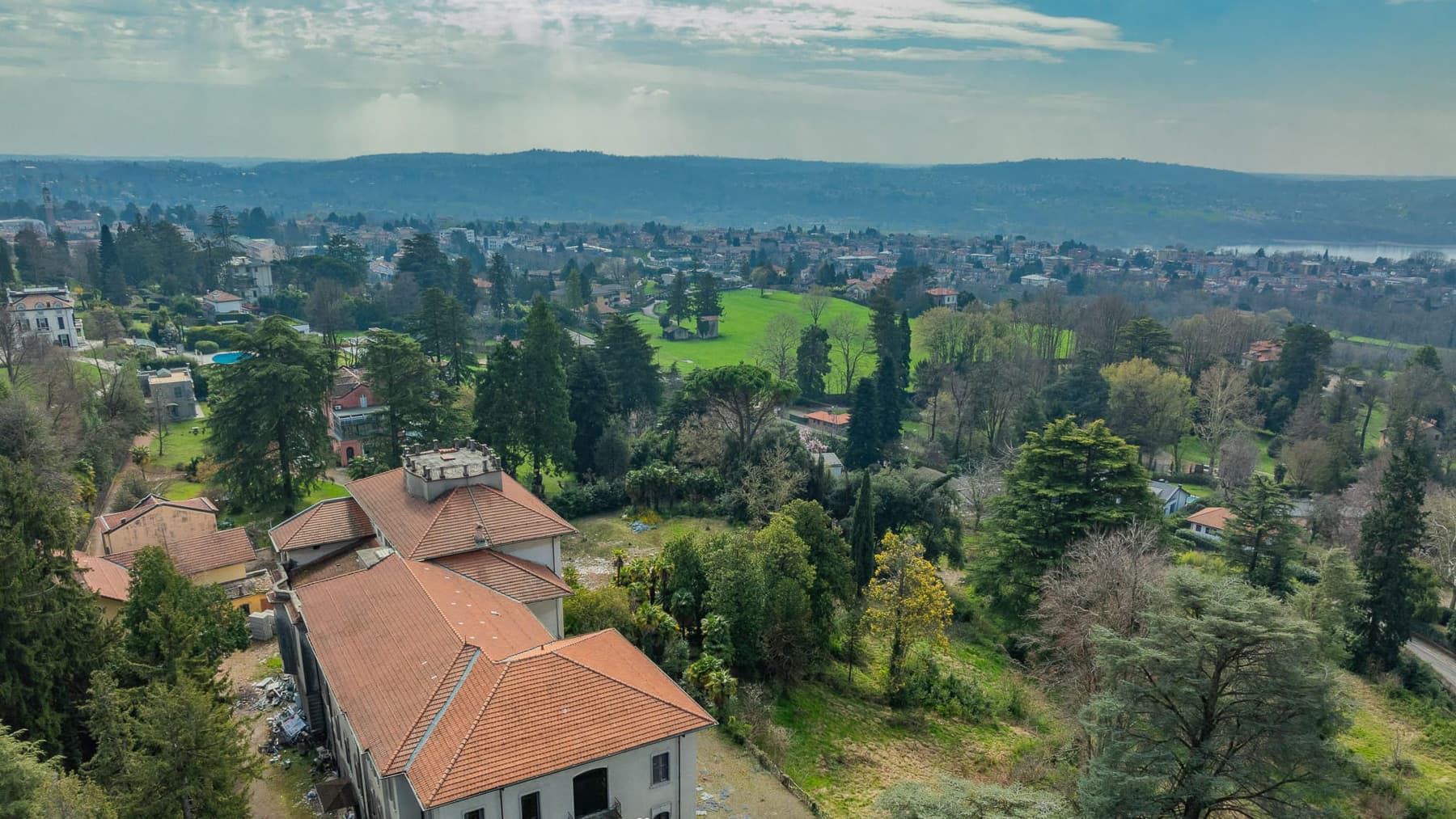 Villa storica con vista Monte Rosa e Lago di Varese