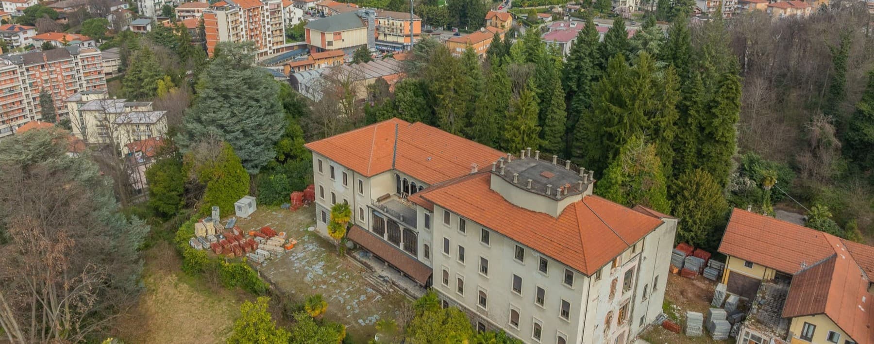Villa storica con vista Monte Rosa e Lago di Varese