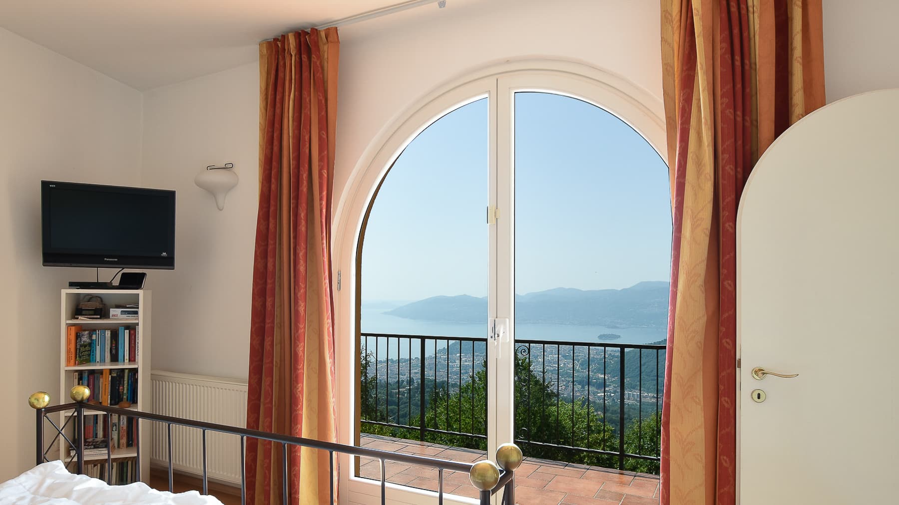 Charming Villa in Bee, Piedmont