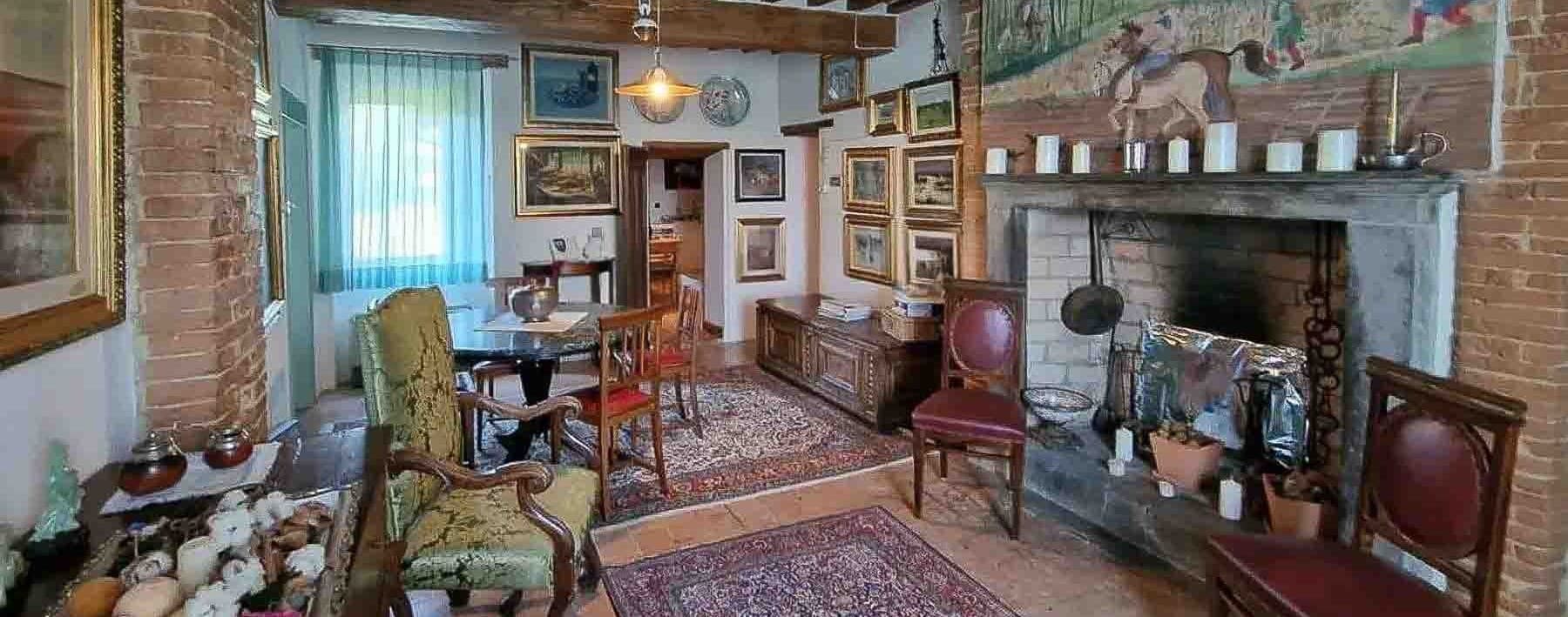 Charming Country House in Scenic Umbria