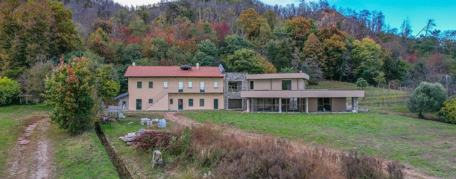 Villa in Angera, Lago Maggiore, Lombardy Charm