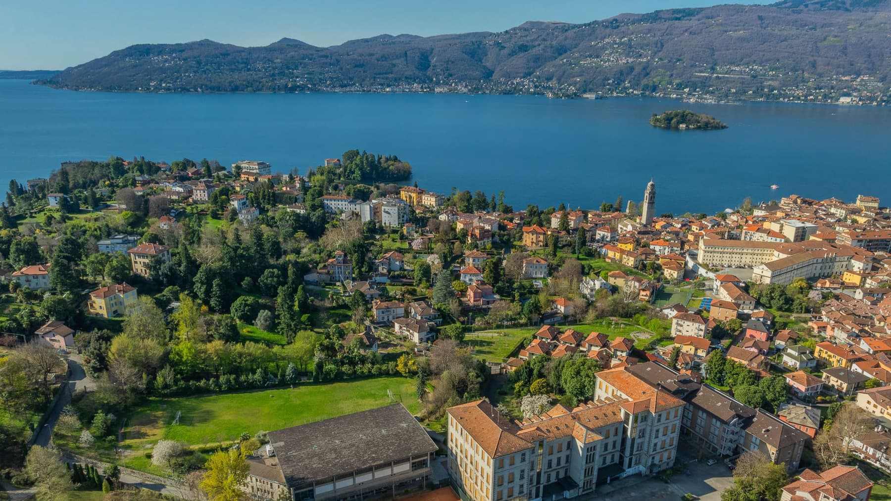 Albergo storico a Pallanza, vista Lago Maggiore
