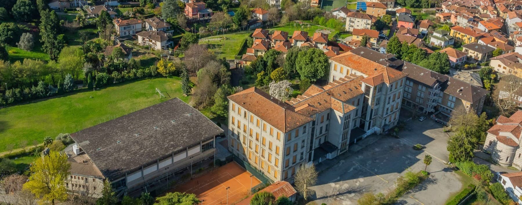Albergo storico a Pallanza, vista Lago Maggiore